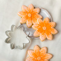 Daisy Poly-Resin Coated Cookie Cutter Yellow